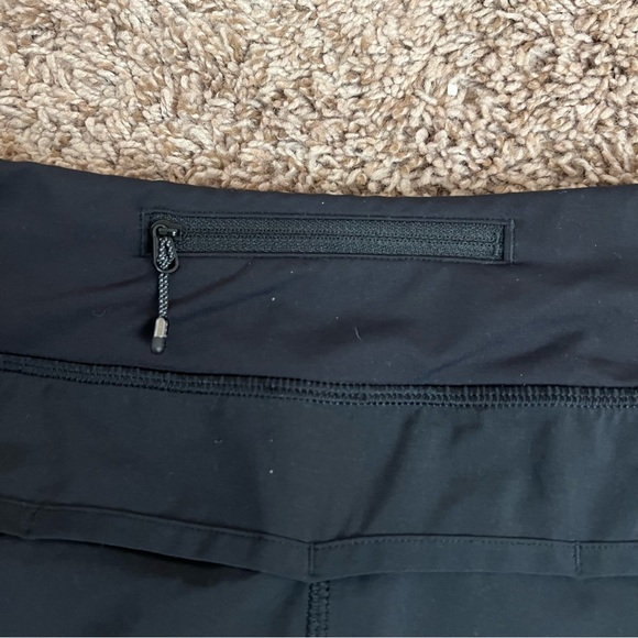 Lululemon speed short 2.5 inseam - Picture 4 of 5